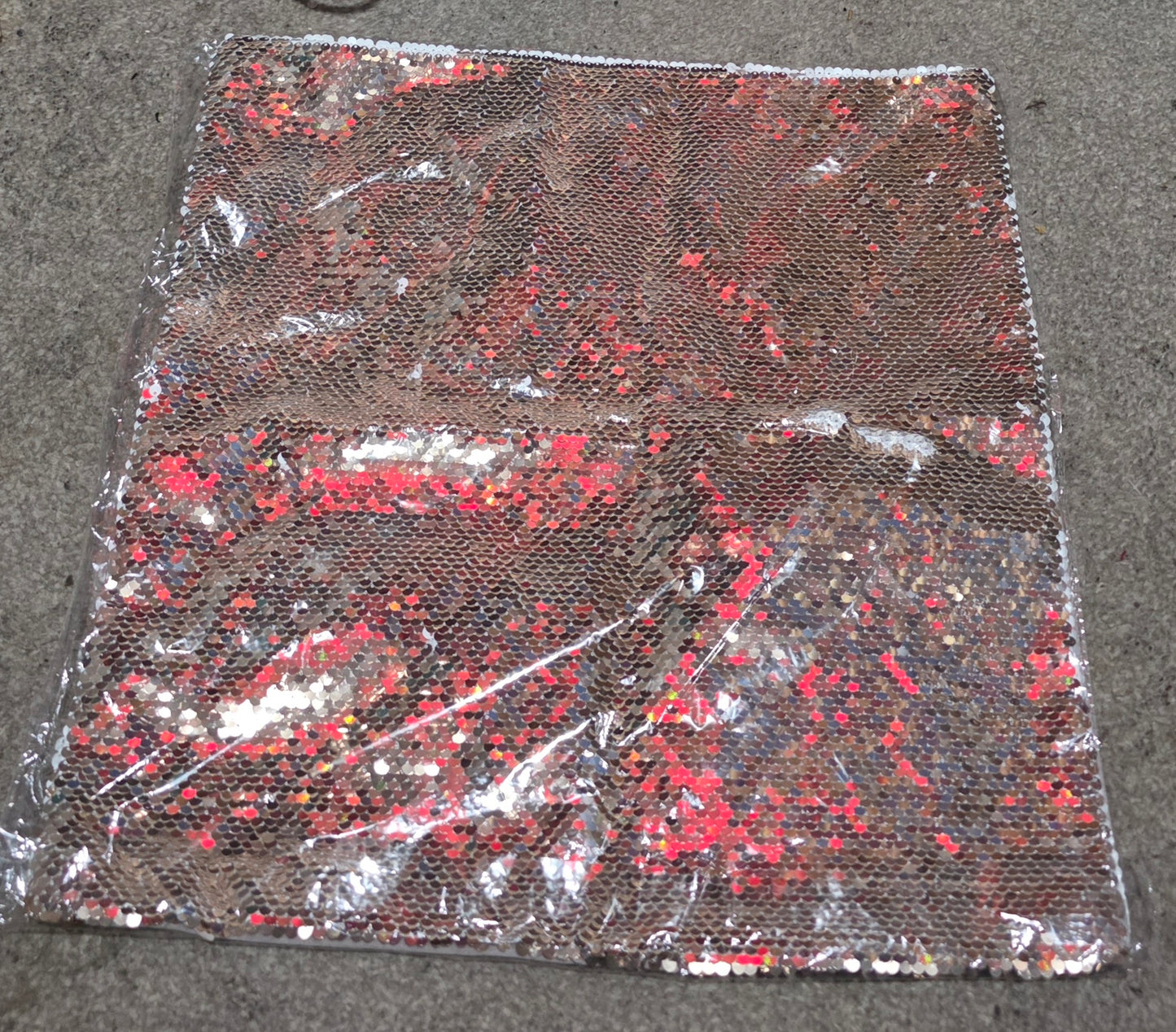 Sequin cushion cover